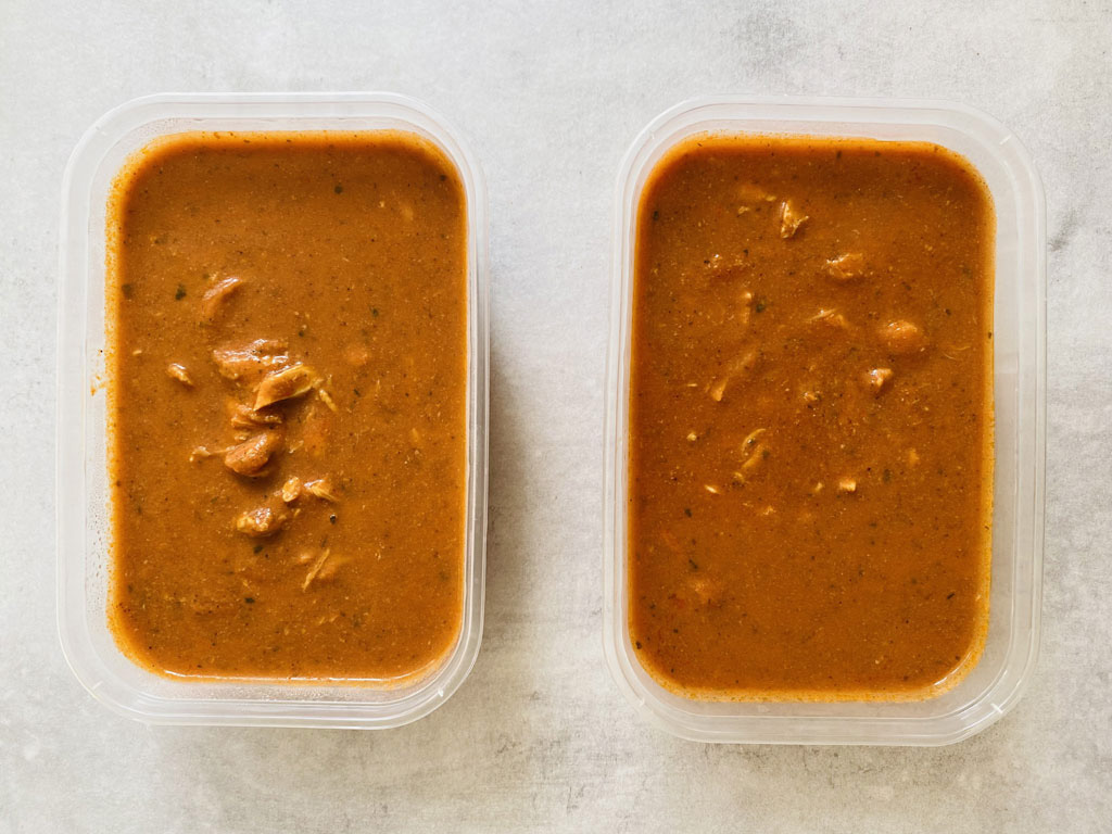 storing chicken curry in containers 